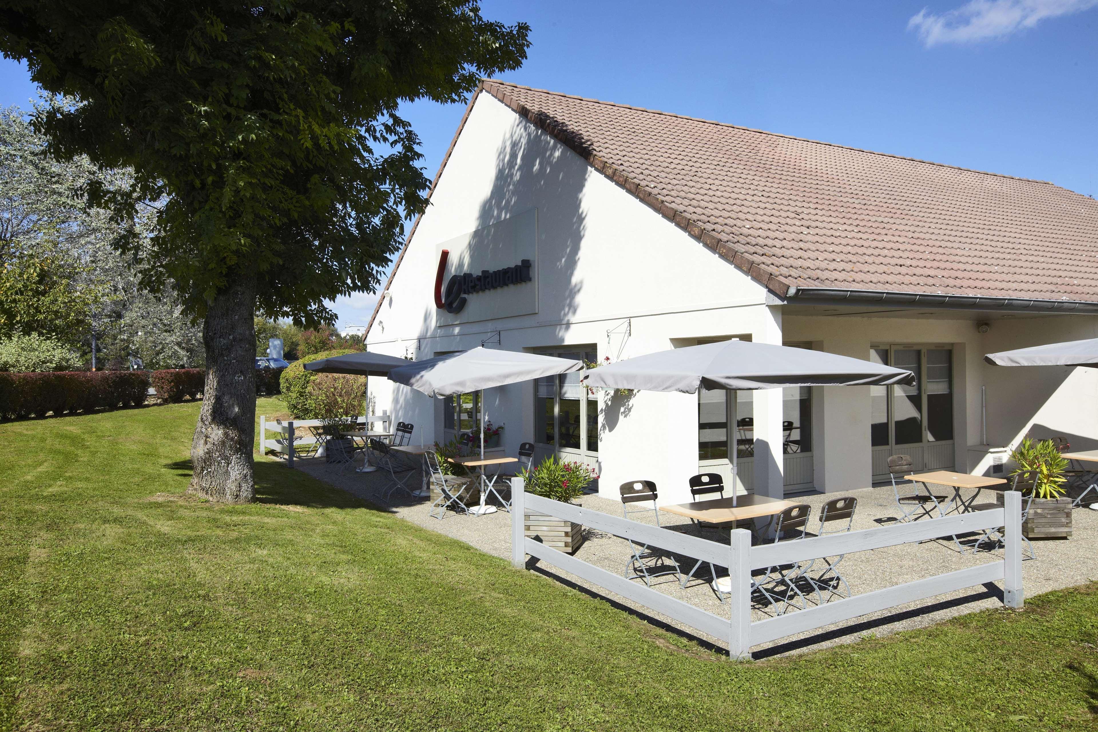 Campanile Montbeliard - Sochaux Hotel Exterior photo